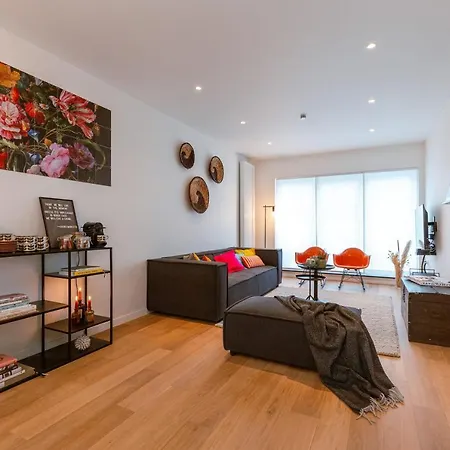 Beautifully Renovated Holiday Home In A Top Location Near The Sea And The Beach *
