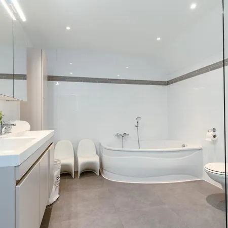 Holiday home Beautifully Renovated Holiday Home In A Top Location Near The Sea And The Beach *