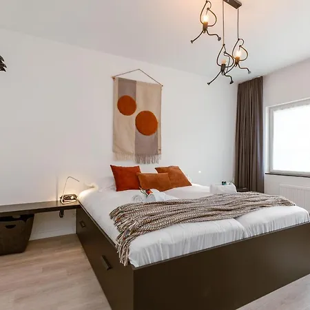 Holiday home Beautifully Renovated Holiday Home In A Top Location Near The Sea And The Beach Ostend